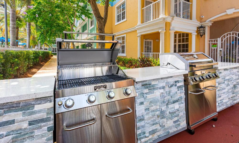 Mizner Place at Weston Town Center, Fort Lauderdale